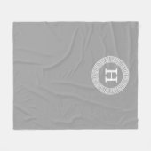 Donkergrijs Grieks Sleutel Rnd Lijst Initiaal Mono Fleece Deken (Voorkant (Horizontaal))