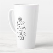 Donkergrijs Houd Kalm en Jouw tekst Latte Mok (Linkerhoek)