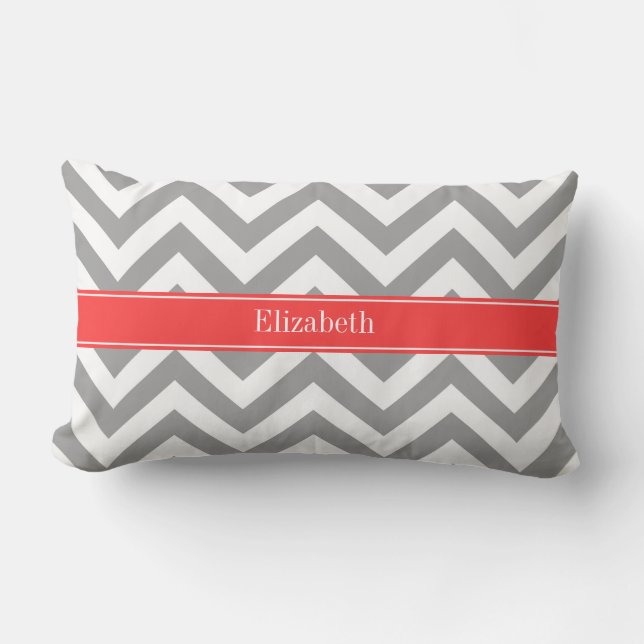 Donkergrijs Lg Chevron Koraalrood Naam Monogram Kussen (Voorkant)