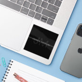Donkergrijs monogram, naam en geometrische streep sticker (Laptop met iPhone)