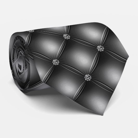 Donkergrijze achtergrond en parels stropdas (Opgerold)