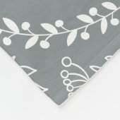 Donkergrijze witte bladeren floraalmonogram patroo fleece deken (Hoek)