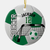 ⚽ donkergroen en wit Voetbal personaliseren Keramisch Ornament (Voorkant)