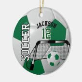 ⚽ donkergroen en wit Voetbal personaliseren Keramisch Ornament (Links)