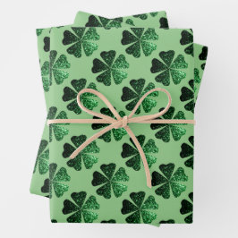Donkergroen sparkly Shamrock patroon op salie groe Inpakpapier Vel