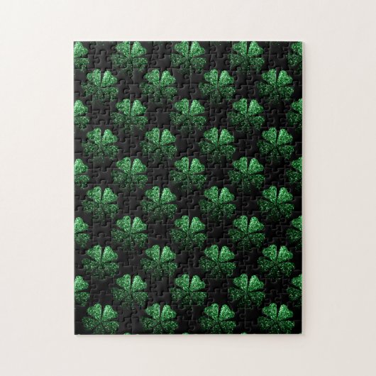 Donkergroen sprankelend Shamrock patroon op zwart Legpuzzel (Verticaal)