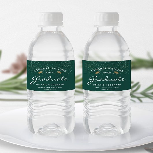 Donkergroen Witte Script Gouden Dop Afstudeercerem Waterfles Etiket