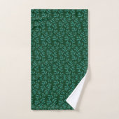 Donkergroene achtergrond met turquoise botanische bad handdoek (Handdoek)