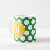 Donkergroene en gele Big Polka Dots monogramed Koffiemok (Voorkant links)