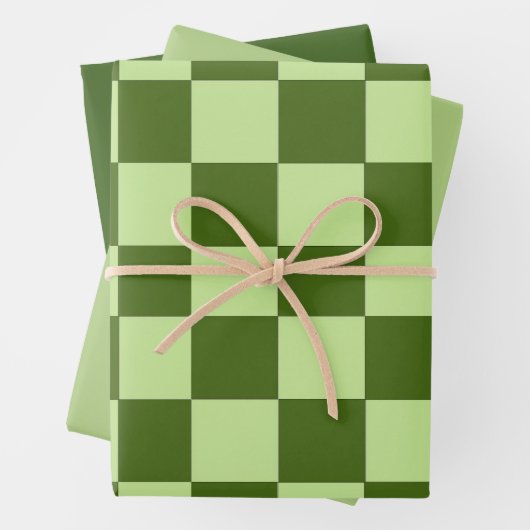 Donkergroene en lichtgroene cheques inpakpapier vel (In situ)