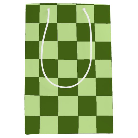 Donkergroene en lichtgroene cheques medium cadeauzakje (Voorkant)