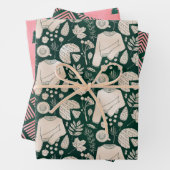 Donkergroene en roze grafische feestdag inpakpapier vel (In situ)