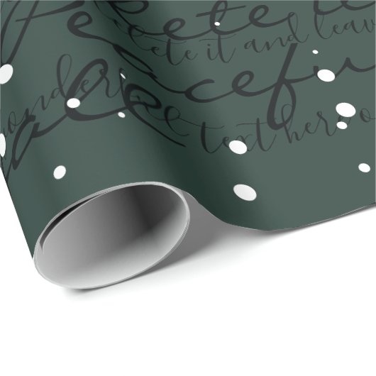 Donkergroene minimalistische aangepaste script tek cadeaupapier (Rol Hoek)