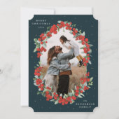 Donkergroene rode bessen + eucalyptusfoto feestdagenkaart (Voorkant)