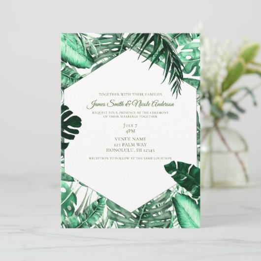 Donkergroene tropische palmbladeren zomerbruiloft kaart (Staand voorkant)