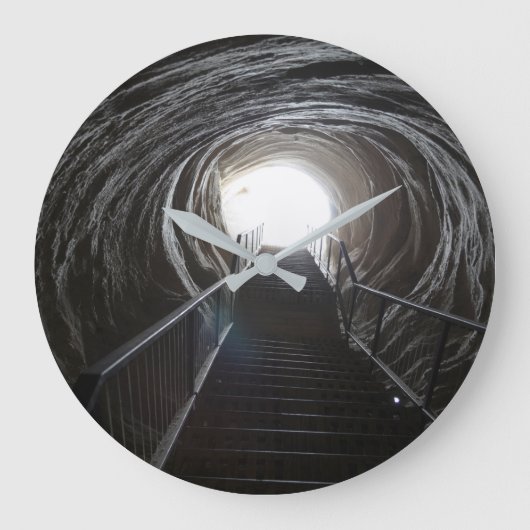 Donkergrotentunnel Grote Klok (Voorkant)