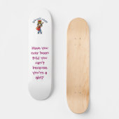 Donkermeisje die gitaar speelt persoonlijk skateboard (Voorkant)