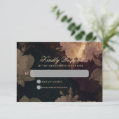 Donkerrode gotische boho bloemige bruiloft RSVP kaartje (Staand voorkant)