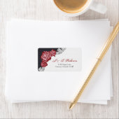 Donkerrode roos bruiloft retour adres label (Insitu)