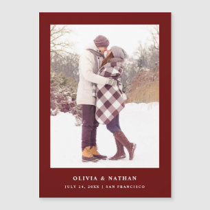 Donkerrode tekst en foto Magnetisch De datum ops