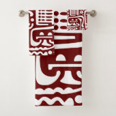 Donkerrood en wit doodles 1 van 4 bad handdoek (Insitu)