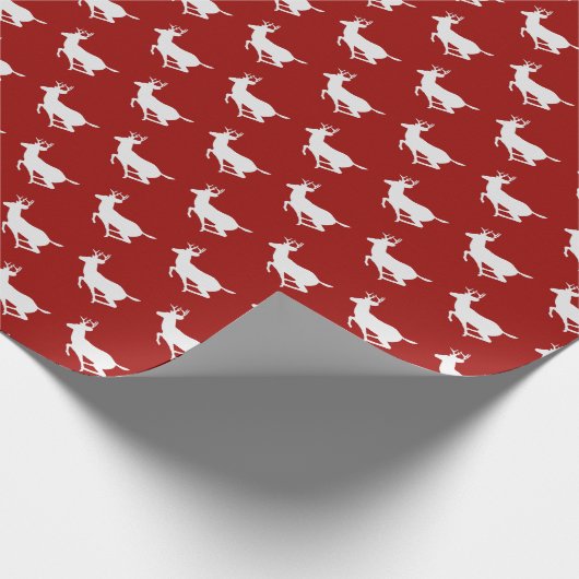 Donkerrood en wit rendierpatroon cadeaupapier (Hoek)