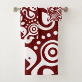 Donkerrood en witte doodles 3 van 4 bad handdoek (Insitu)