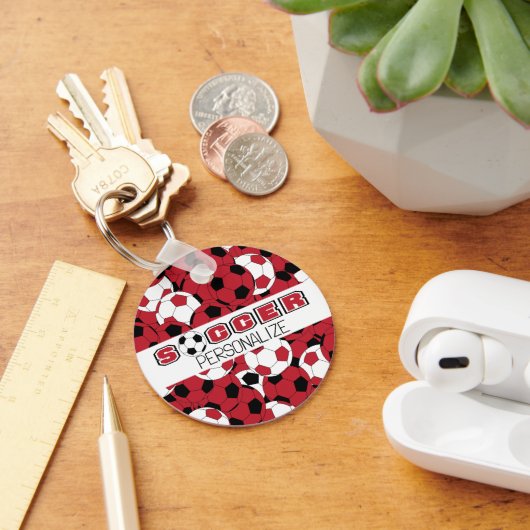 Donkerrood, zwart en wit Voetbal Sleutelhanger (Bureau)