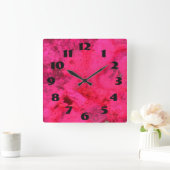 Donkerroze op roze vierkante klok (Huis)