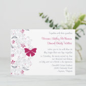 Donkerroze vlinder grillige bruiloft uitnodiging (Staand voorkant)