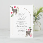 Donkey Pink Floral Wedding Invitation Kaart (Staand voorkant)