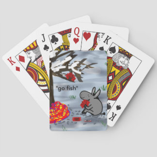donkey speelt met vis speelkaarten