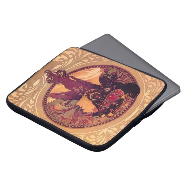 Donna Orechini van Alphonse Mucha Laptop Sleeve (Voorkant top)
