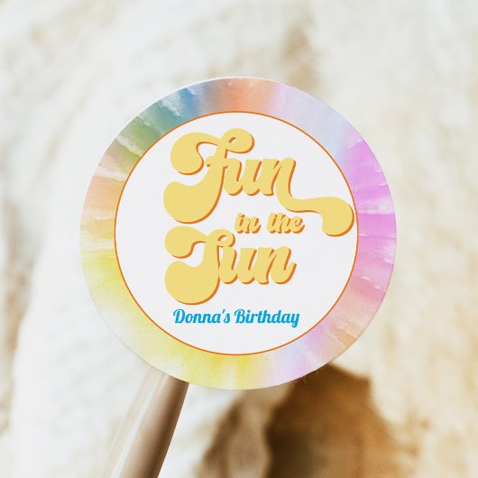 DONNA Retro Font Tie Dye Pool Party Verjaardag Ronde Sticker