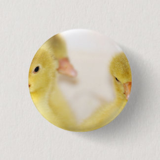 Donsige Gele Eendjes Ronde Button 3,2 Cm