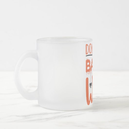 Don't Be A Basic Witch Halloween Matglas Koffiemok (Links)