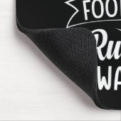 Dont Follow In My Footsteps I Run Into Walls  Muismat (Hoek)