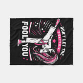 Don't Let The Ponytail Fool You Girl Women Karate  Fleece Deken (Voorkant (Horizontaal))