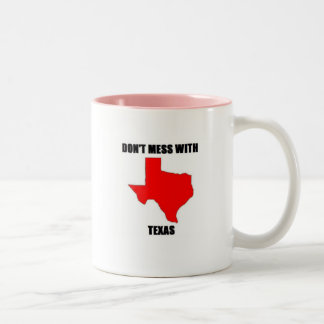 Don't Mess met Texas Tweekleurige Koffiemok