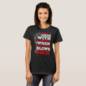 Don't Mess With A Lineman When His Fuse Blows Back T-shirt (Voorkant volledig)