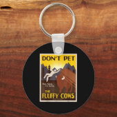 Don't Pet The Fluffy Cows Sleutelhanger (Voorkant)