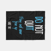 Don't Quit Pray And Never Give Up Long Sleeve Fleece Deken (Voorkant (Horizontaal))