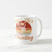 Dont Talk To Me. Im Counting Knit Yarn Crochet Koffiemok (Voorkant rechts)