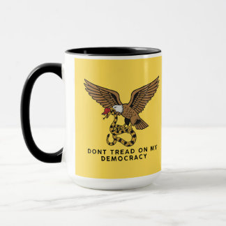 Don't tread on my democracy cup mok