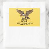 Don't tread on my democracy rechthoekige sticker (Tas)