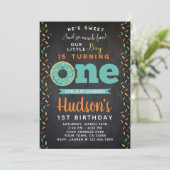 Donut 1e Verjaardag Jongens Uitnodiging Chalkboard (Staand voorkant)