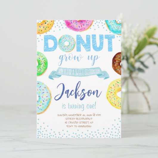 Donut 1e verjaardag Uitnodiging jongen Donut groei (Staand voorkant)