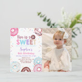Donut 5h verjaardagsfeestje Donut Five is lief fot Kaart (Staand voorkant)