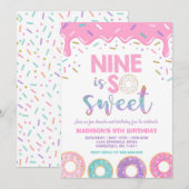 Donut 9th Birthday Invite Donut Nine is zoet Kaart (Voorkant / Achterkant)