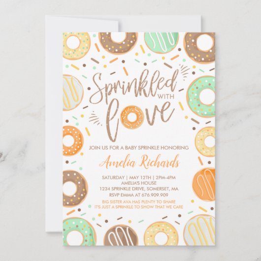 Donut Baby Sprinkle Uitnodiging ingedrukt met lief (Voorkant)